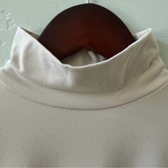 Long Sleeve Turtleneck Top – Sand Beige | Size M | New - Picture 3 of 7